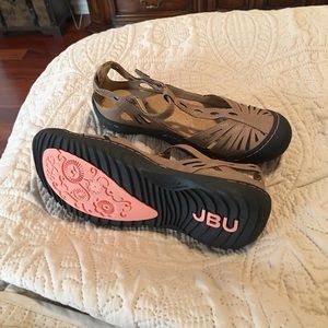 Mary Jane shoes.. JBU